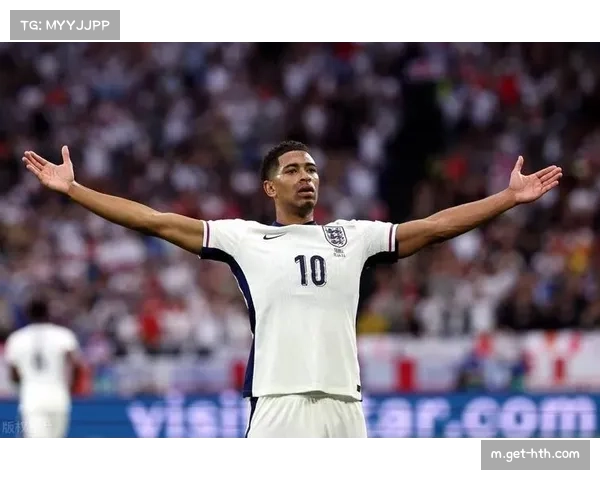 贝林厄姆闪耀国家德比 22岁119天传射建功助队取胜 贝林厄姆闪耀国家德比 22岁119天传射建功助队取胜