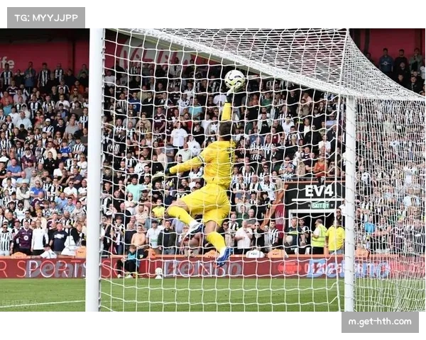 阿森纳防守数据出众场均仅让对手2.18次射正 门将拉亚成为英超最清闲守门员