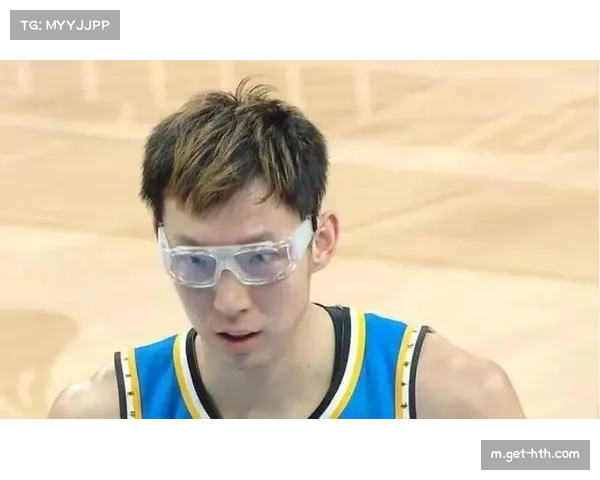 北京北汽麦基周琦组成禁飞区 内线双塔重塑防守体系